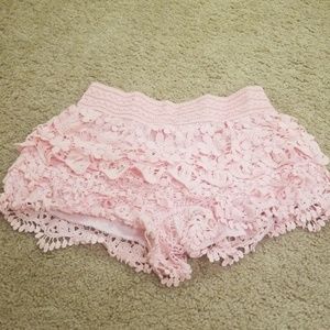 Girl's size 1 pink shorts